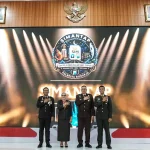 Peluncuran Layanan Simantap Polresta Sidoarjo Peluncuran layanan SIM Malam Satu Atap (Simantap) oleh Polresta Sidoarjo.
