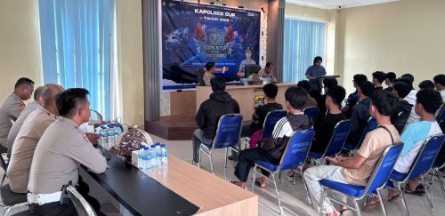 Suasana pembukaan Turnamen Esports Kapolres Cup 2026 yang dihadiri Kapolres Konawe Utara, pejabat utama, panitia, dan peserta turnamen.