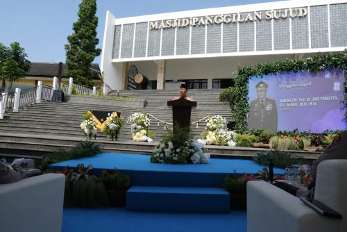Wakapolri Komjen Pol. Dedi Prasetyo menyampaikan sambutan pada peresmian revitalisasi Masjid Panggilan Sujud di lingkungan Sespim Lemdiklat Polri.